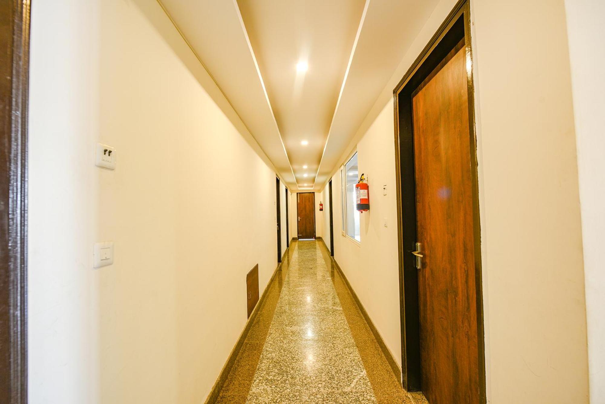 Fabhotel Jaswinder Bhawan Haridwār Exteriör bild