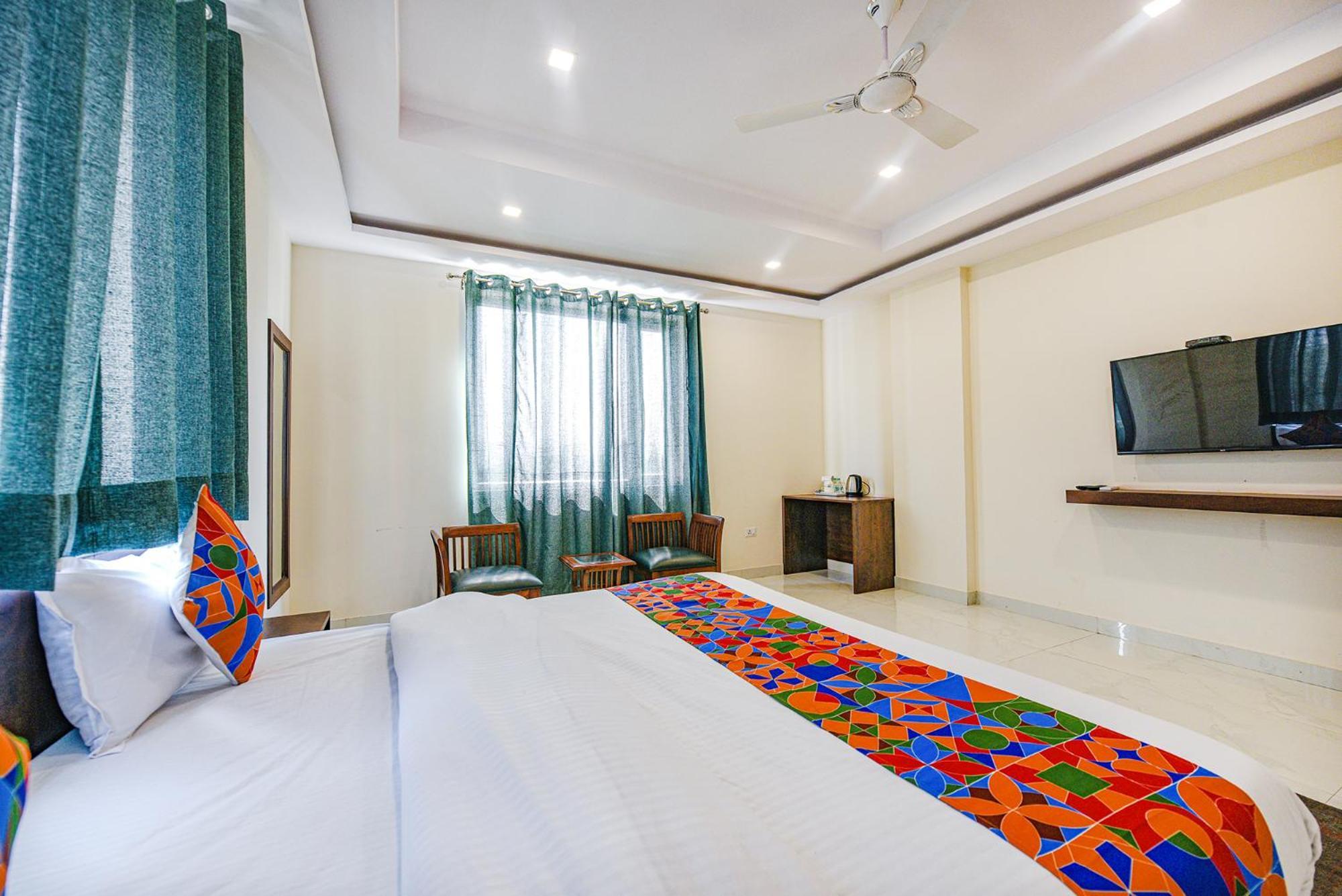 Fabhotel Jaswinder Bhawan Haridwār Exteriör bild