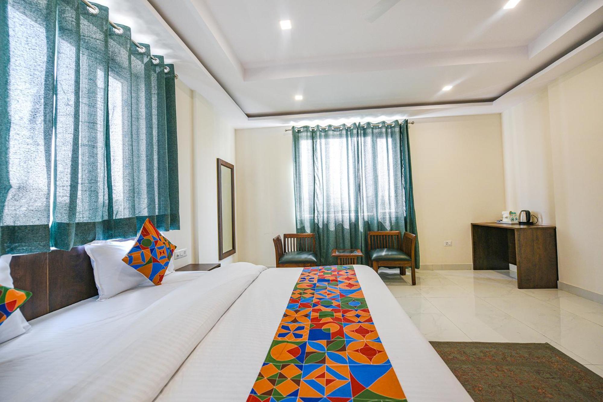 Fabhotel Jaswinder Bhawan Haridwār Exteriör bild